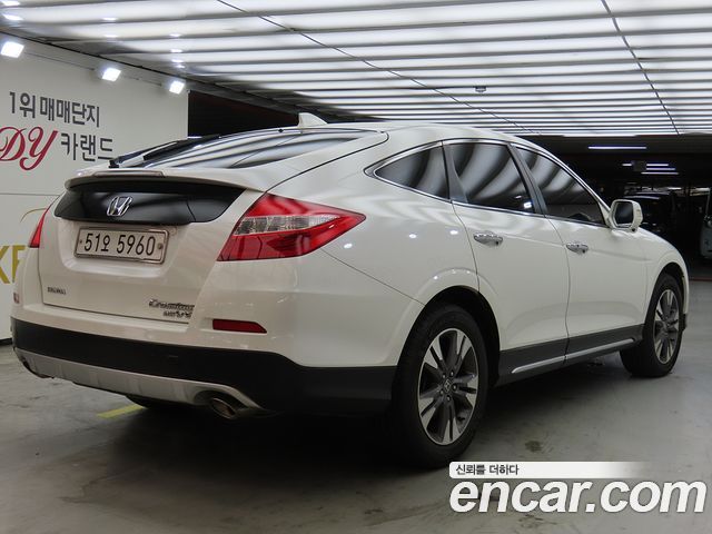 Honda Crosstour 3.5 1st — пробег 76 500 км — фото 3 из 5