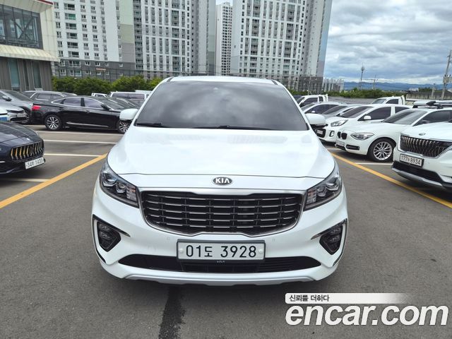 Kia Carnival из Кореи Encar
