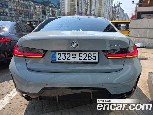 BMW 3-Series 320i M Sport — пробег 1 824 км — фото 5 из 5