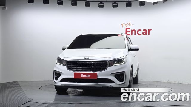 Kia Carnival из Кореи Encar
