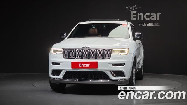 Jeep Cherokee 3.6 Summit WK2 — пробег 45 160 км — фото 3 из 5