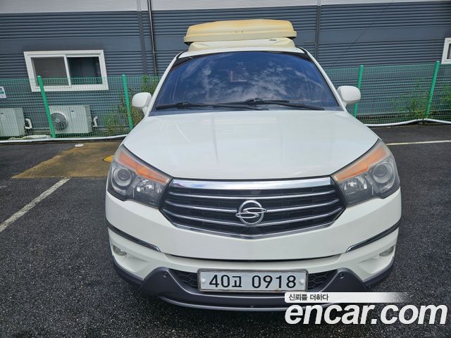 Ssangyong KORANDO 4WD TX 9-seater — пробег 183 000 км — фото 3 из 5
