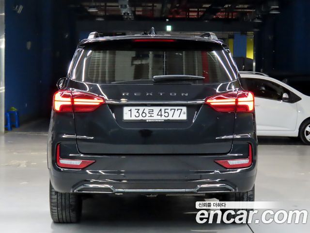Ssangyong Rexton из Кореи Encar