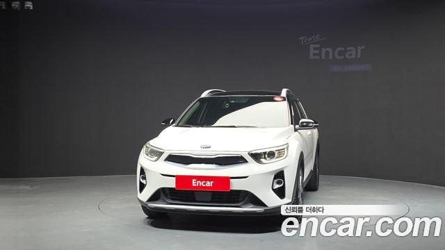 Kia Stonic 1.0 Turbo Prestige — пробег 77 642 км — фото 3 из 5
