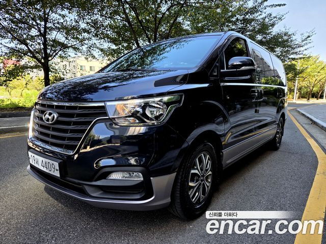 Hyundai Starex Urban 9-Seater Premium Spicial — пробег 162 112 км — фото 1 из 5