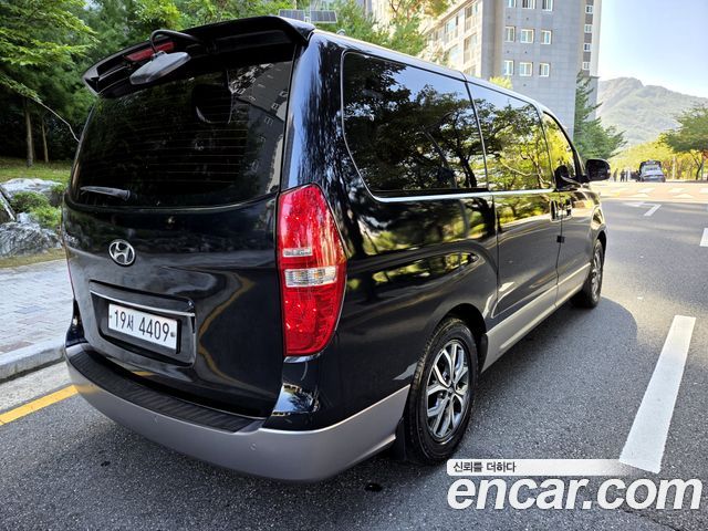 Hyundai Starex Urban 9-Seater Premium Spicial — пробег 162 112 км — фото 4 из 5