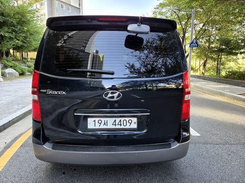 Hyundai Starex Urban 9-Seater Premium Spicial — пробег 162 112 км — фото 5 из 5