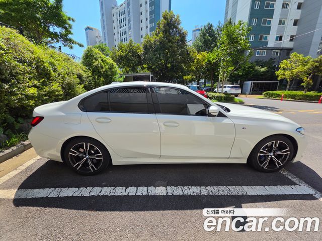 BMW 3-Series 320i M Sport — пробег 6 900 км — фото 3 из 5