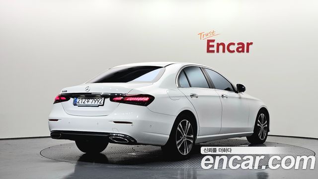 Mercedes-Benz E-Class из Кореи Encar