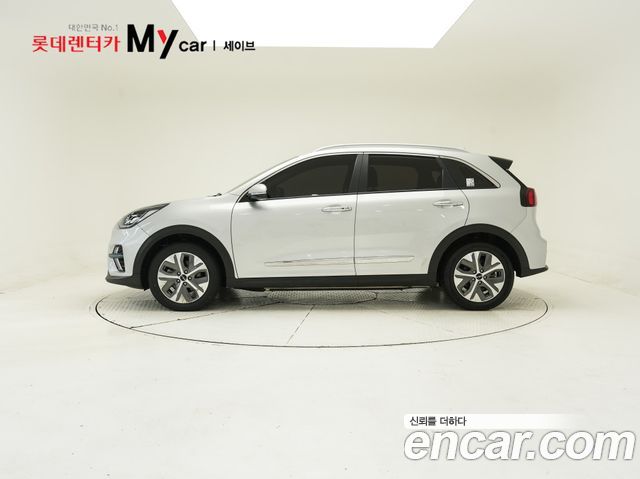Kia Niro Noblesse — пробег 66 498 км — фото 2 из 5