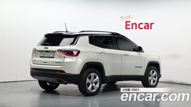 Jeep Compass 2.4 Limitied AWD — пробег 68 424 км — фото 2 из 5