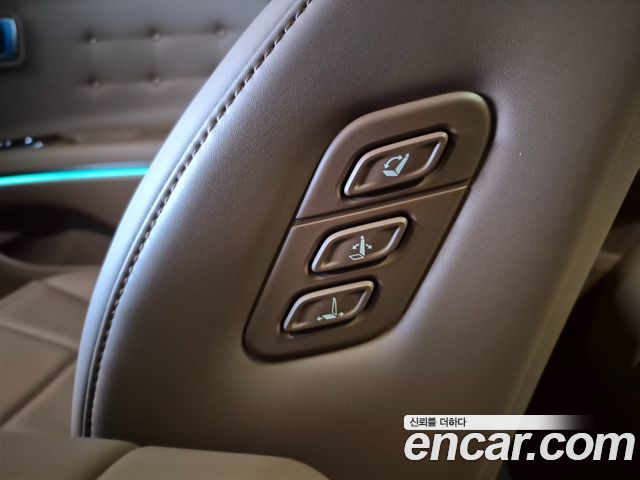 Hyundai Grandeur 2.5 Gasoline  2WD Caligraphy — пробег 1 000 км — фото 4 из 5