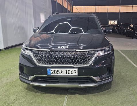 Kia Carnival Diesel 9-Seater Signature — пробег 64 000 км — фото 1 из 5