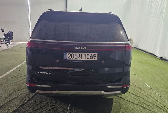 Kia Carnival Diesel 9-Seater Signature — пробег 64 000 км — фото 4 из 5