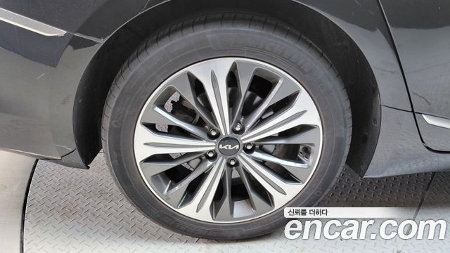 Kia K8 из Кореи Encar