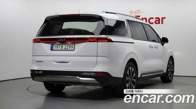 Kia Carnival из Кореи Encar