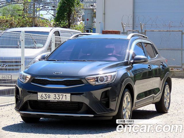 Kia Stonic из Кореи Encar