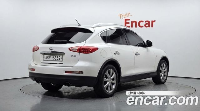 Infiniti EX из Кореи Encar