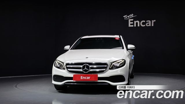 Mercedes-Benz E-Class из Кореи Encar