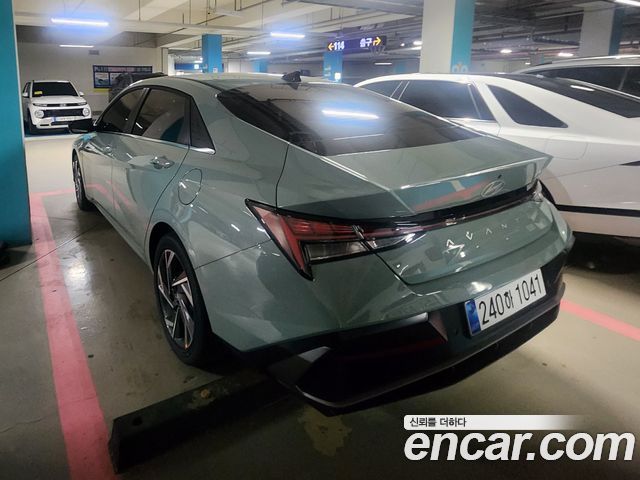Hyundai AVANTE 1.6 Inspiration — пробег 3 343 км — фото 5 из 5