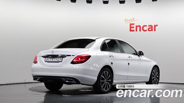 Mercedes-Benz C-Class из Кореи Encar