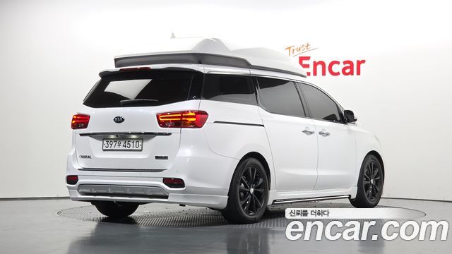 Kia Carnival Gasoline 9-Seater Hi-Limousine Noblesse Special — пробег 109 203 км — фото 2 из 5