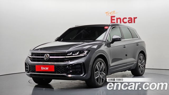 Volkswagen Touareg 3.0 TDI R-Line — пробег 54 120 км — фото 1 из 5