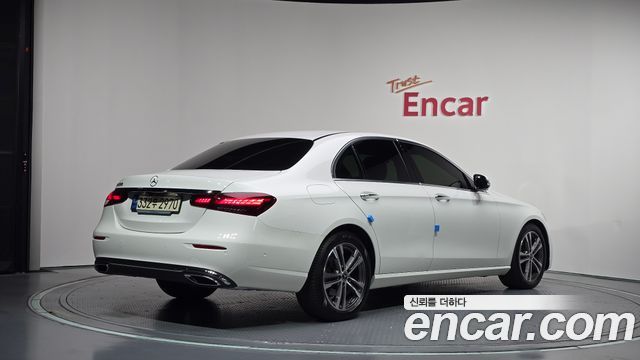 Mercedes-Benz E-Class из Кореи Encar
