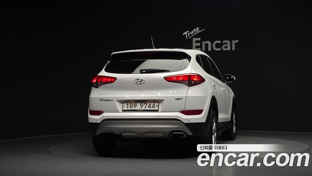 Hyundai Tucson Gasoline 1.6 turbo 2WD Style — пробег 179 020 км — фото 4 из 5