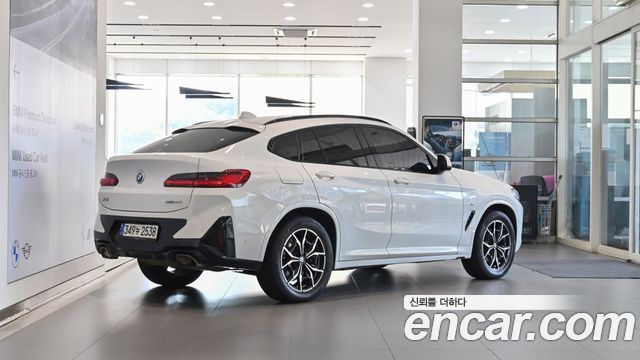 BMW X4 xDrive20i M Sport — пробег 57 492 км — фото 2 из 5