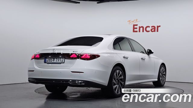 Mercedes-Benz E-Class из Кореи Encar