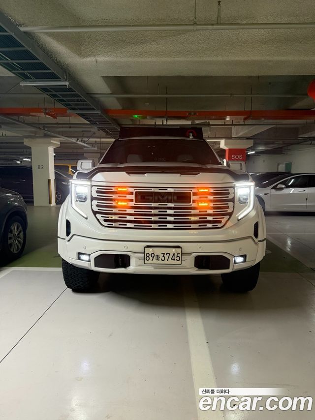 GMC Sierra Denali — пробег 42 000 км — фото 1 из 5
