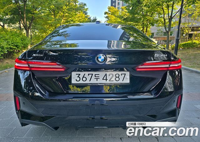 BMW 5-Series 530i xDrive M Sport — пробег 50 614 км — фото 5 из 5