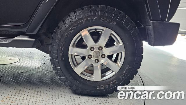 Jeep Wrangler 2.8 Diesel Sahara 4Door — пробег 121 736 км — фото 5 из 5
