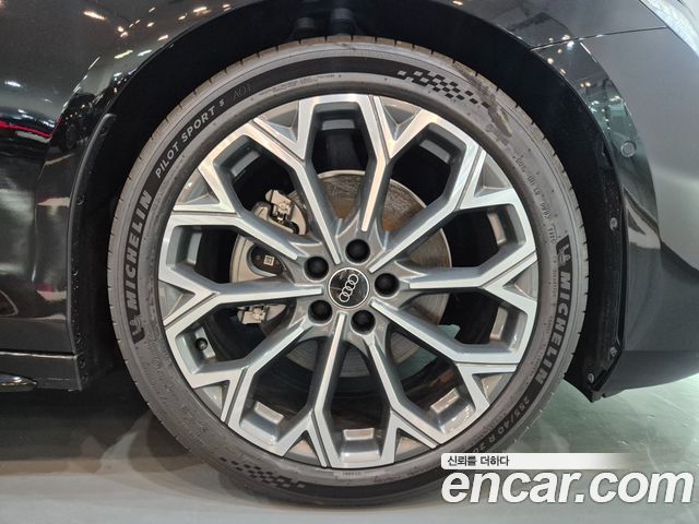 Audi A6 40 TFSI S Line — пробег 20 км — фото 5 из 5