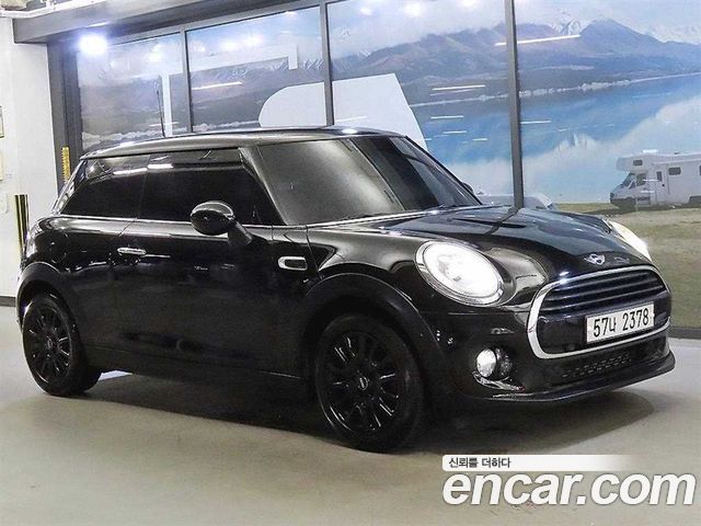 Mini Cooper Standard Third Generation — пробег 79 648 км — фото 1 из 5