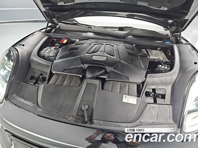 Porsche Cayenne 3.0 — пробег 90 606 км — фото 4 из 5
