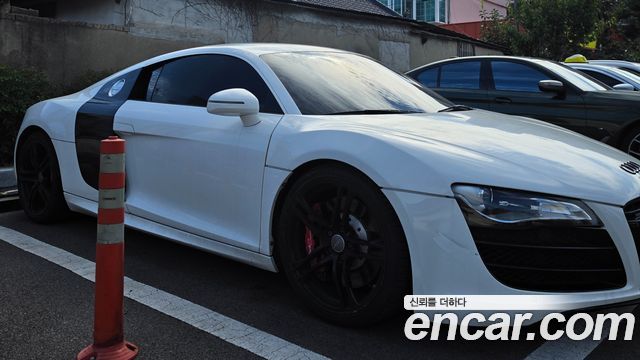 Audi R8 4.2 V8 Coupe — пробег 183 800 км — фото 4 из 5