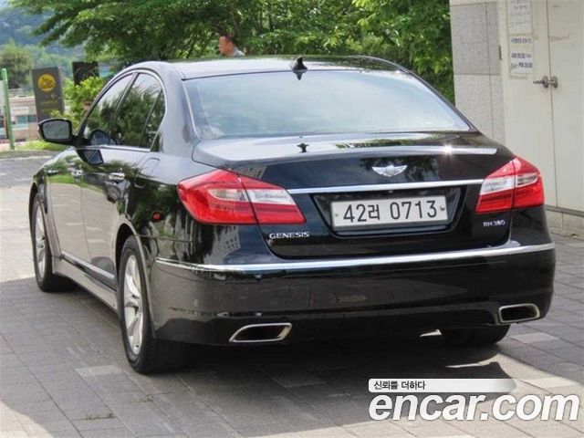 Hyundai Genesis из Кореи Encar
