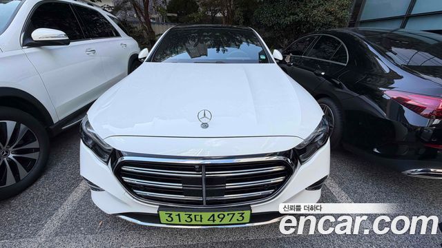 Mercedes-Benz E-Class E350e 4MATIC — пробег 6 100 км — фото 2 из 2