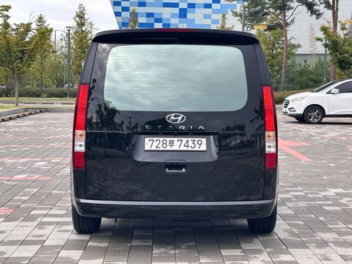 Hyundai Staria Tourer 11-Seater Modern — пробег 90 444 км — фото 5 из 5