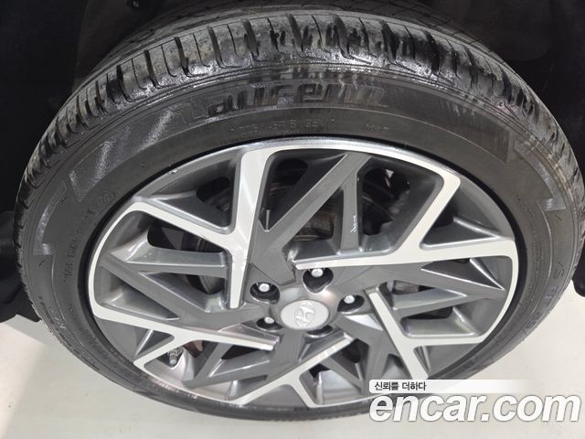 Hyundai Kona из Кореи Encar