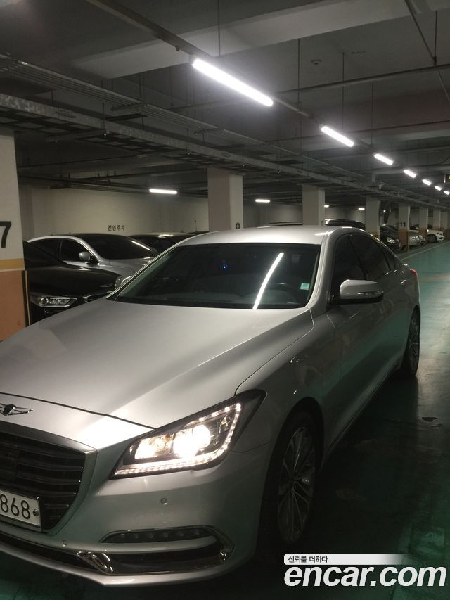 Hyundai Genesis 3.3 Structure Change (Bi-Fuel) — пробег 151 800 км — фото 1 из 4