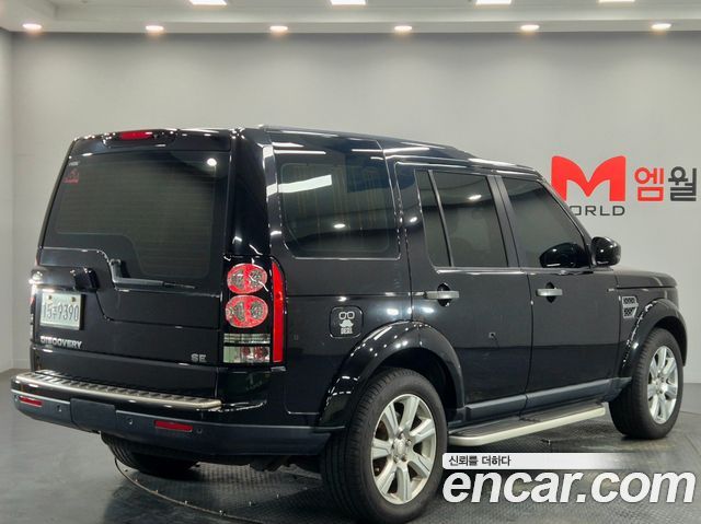 Land Rover Discovery 3.0 SDV6 SE — пробег 158 810 км — фото 2 из 5