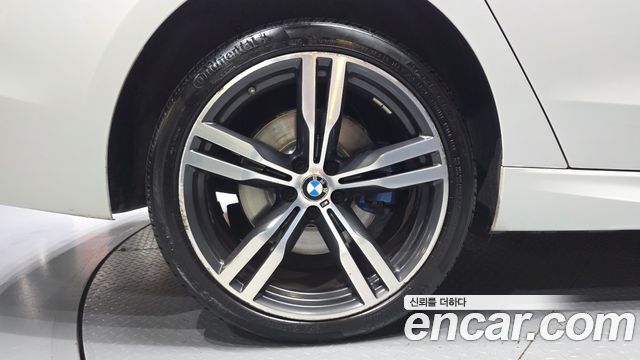 BMW Gran Turismo 640i xDrive M Sport — пробег 160 169 км — фото 5 из 5
