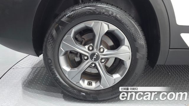 Kia Seltos из Кореи Encar