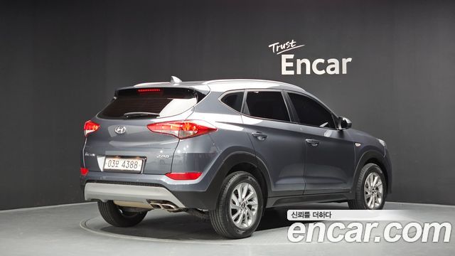 Hyundai Tucson Diesel 2.0 2WD Smart — пробег 88 311 км — фото 2 из 5