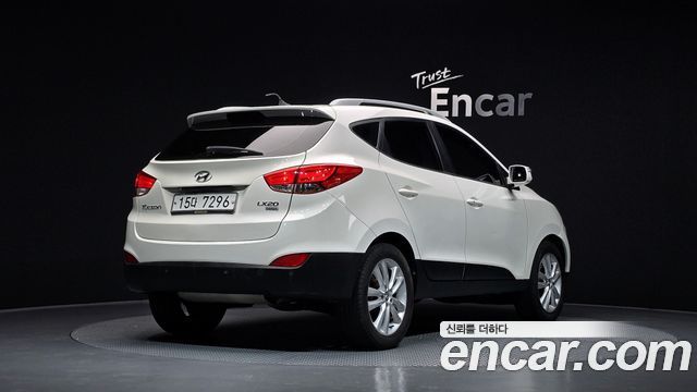 Hyundai Tucson Diesel 2WD LX20 Luxury — пробег 188 628 км — фото 2 из 5