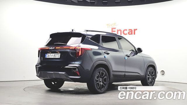 Kia Seltos из Кореи Encar