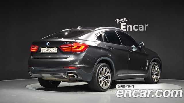 BMW X6 xDrive 40d — пробег 174 355 км — фото 2 из 5